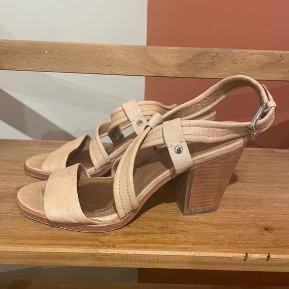 Frye sandal - Picture 2 of 5